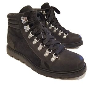 Sorel Ainsley Conquest Hiking Boots Black Leather Waterproof Shoes Womens Size 7